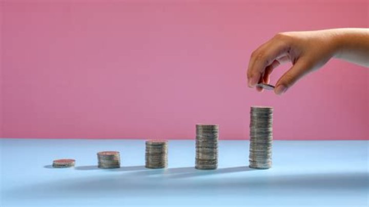 How much is Ken Livingstone worth