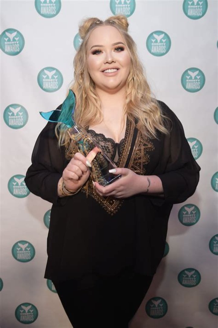 How much is Nikkie De Jager worth