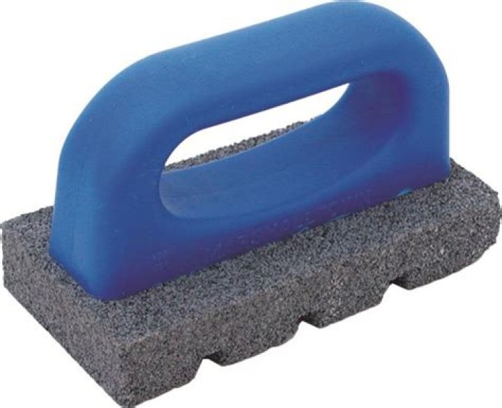 What is a grit rub brick used for