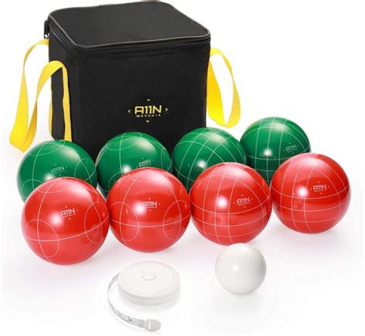 What is regulation bocce ball set